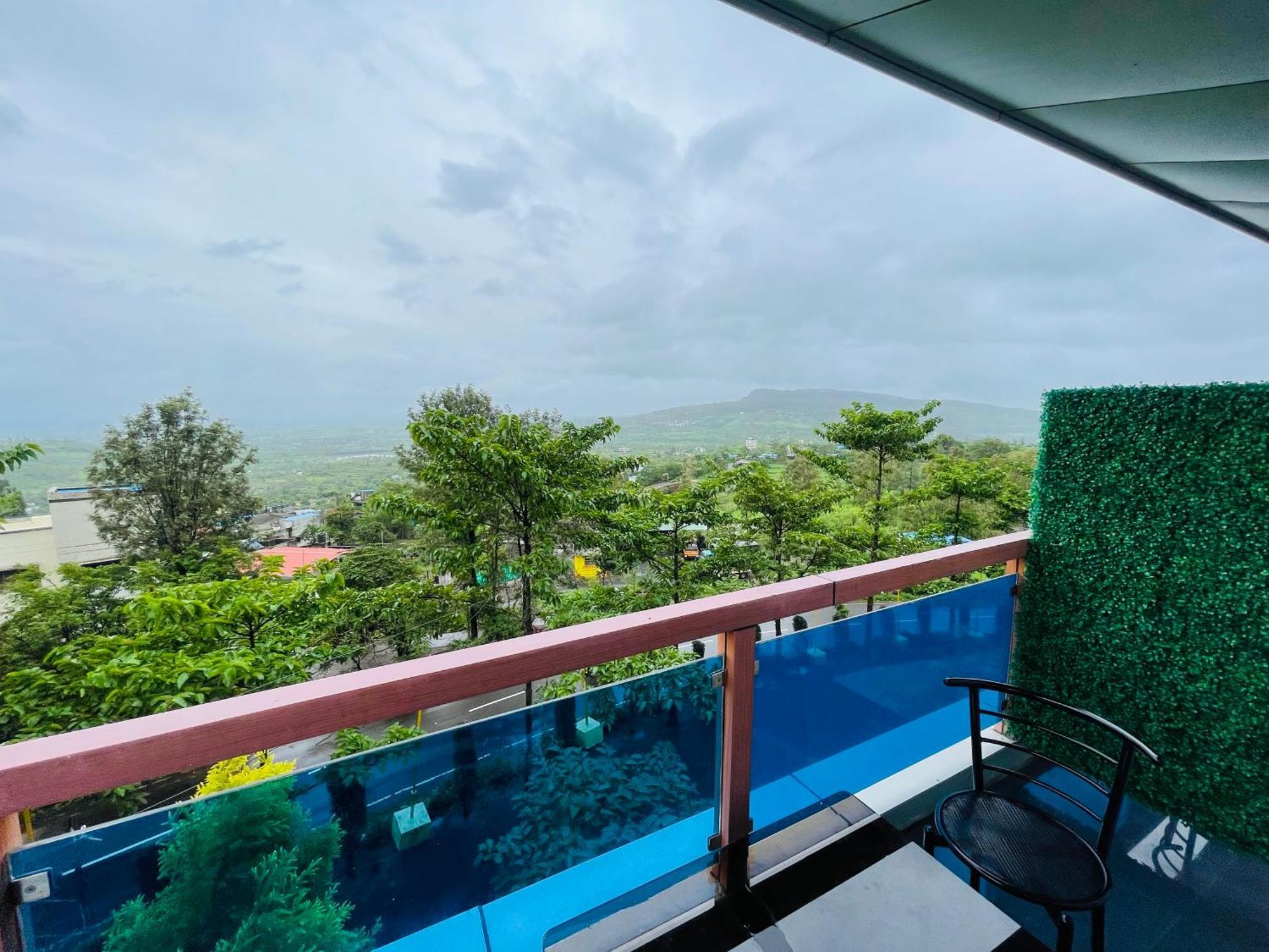 Hotel Saptarang Residency Panhāla 外观 照片